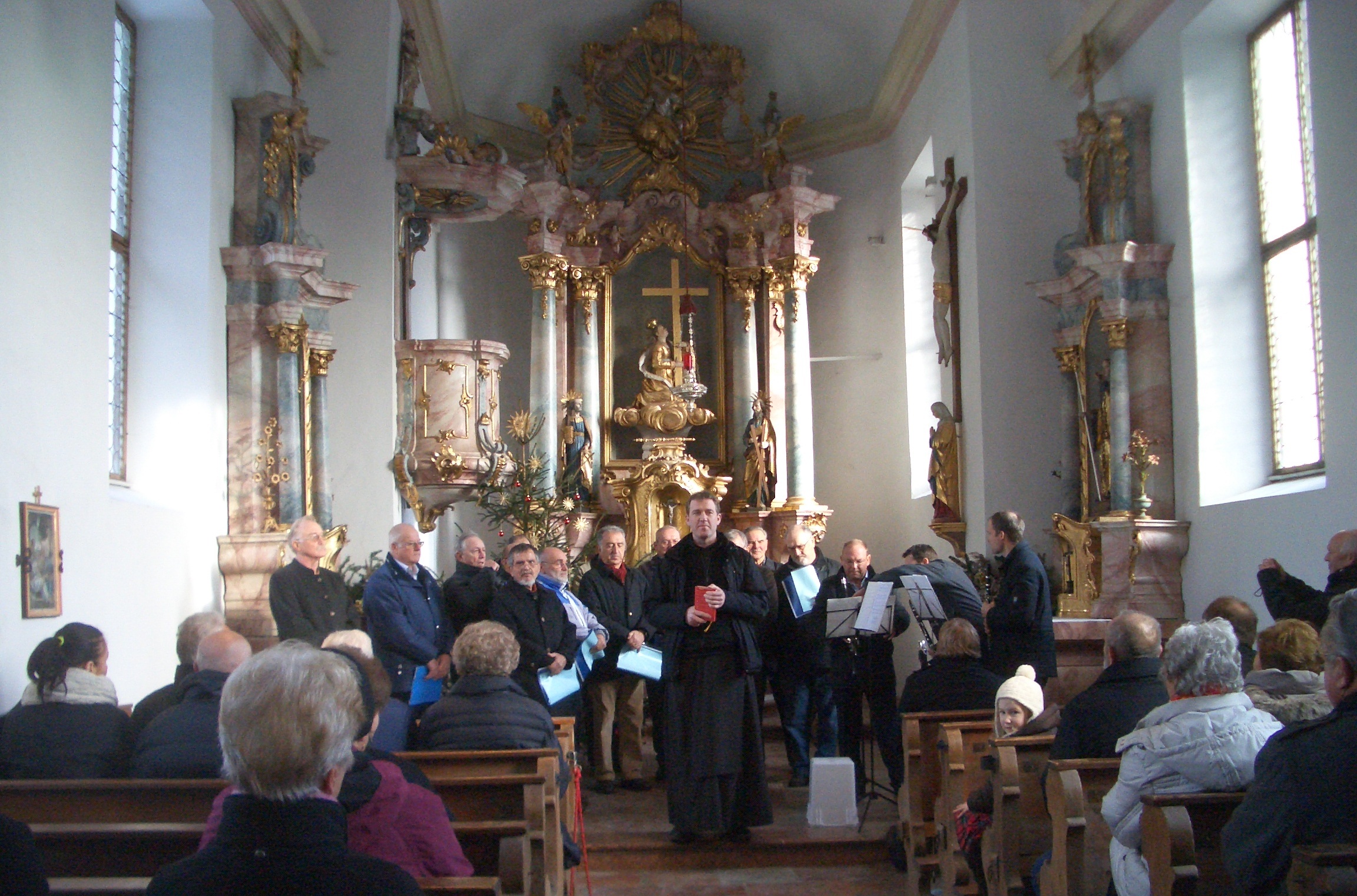 2012-83 Eroeffn.Krippe Pfarrkirche.jpg